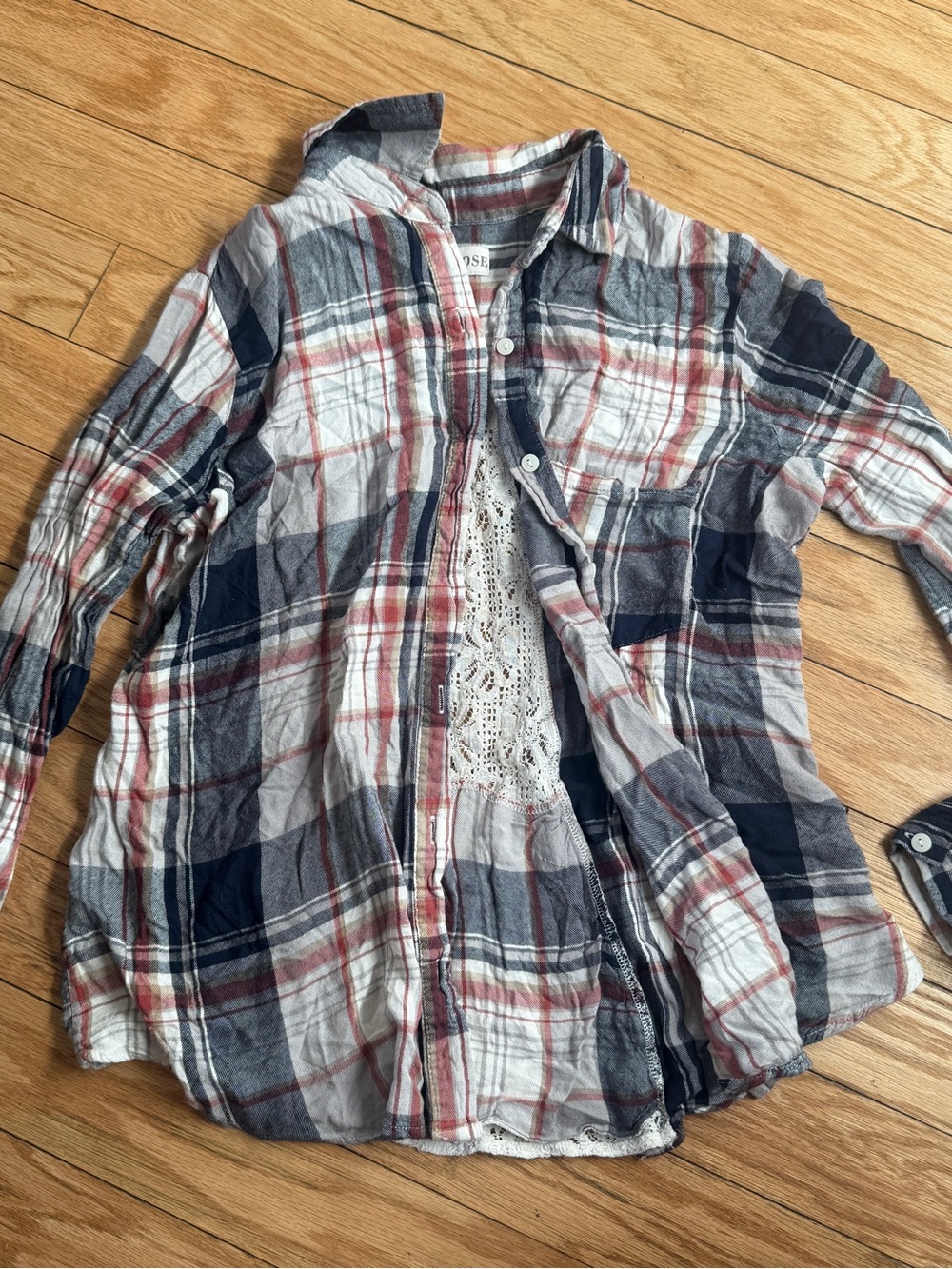 Knox Rose Plaid Button-Up Shirt in Navy, Red, White